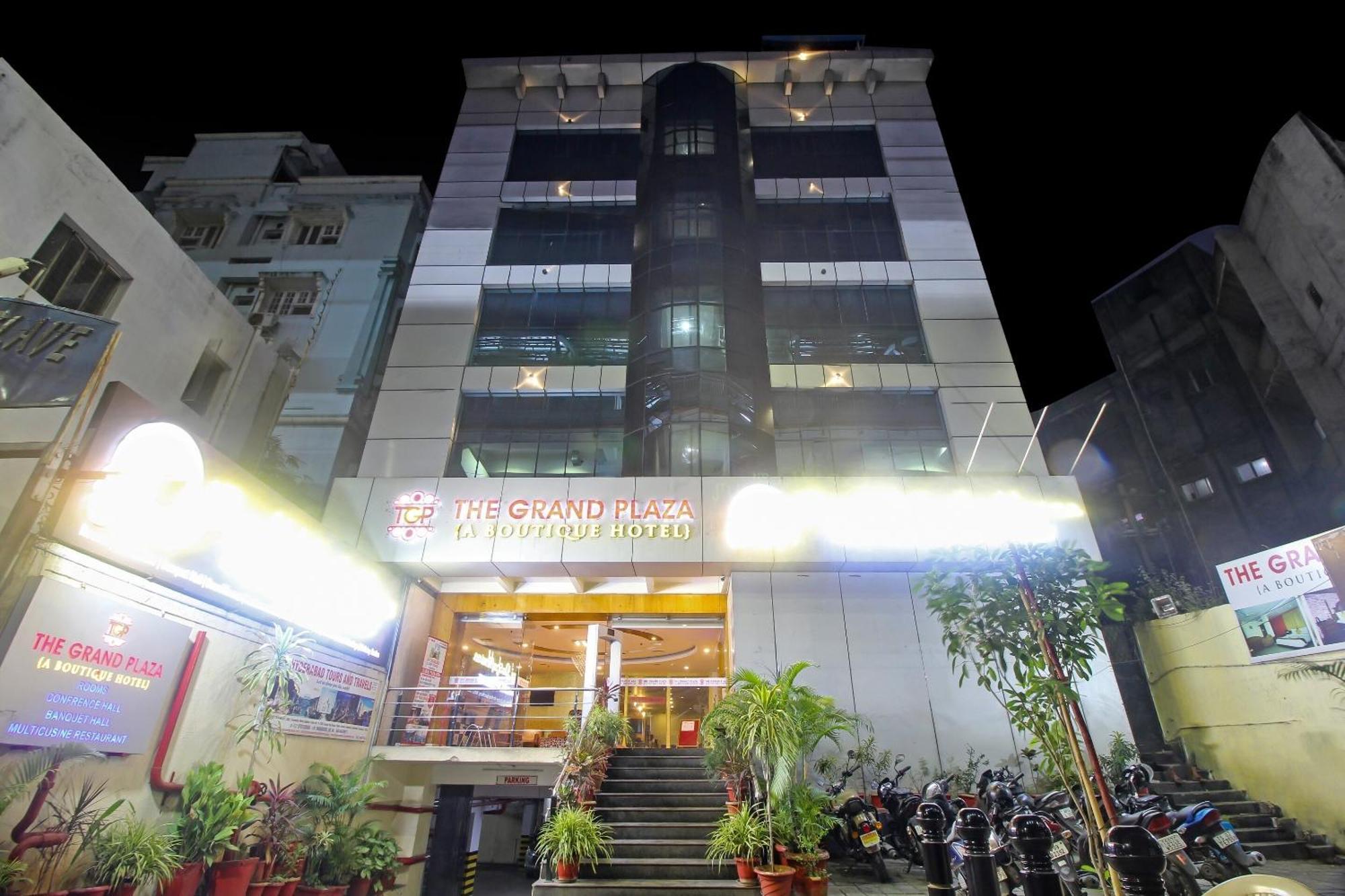 Townhouse The Grand Plaza Hotel Hyderabad Eksteriør billede