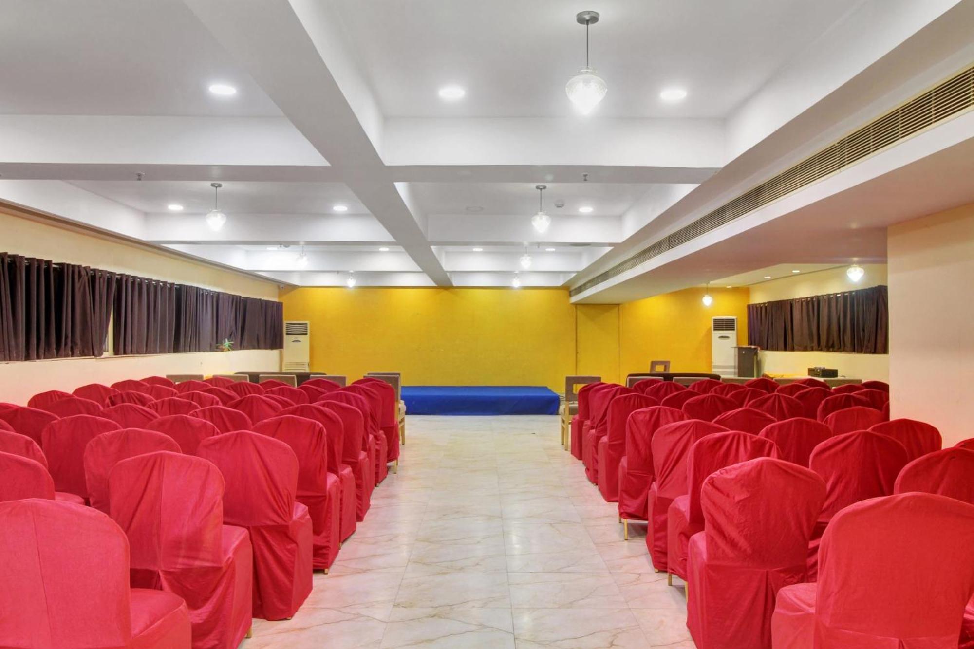 Townhouse The Grand Plaza Hotel Hyderabad Eksteriør billede